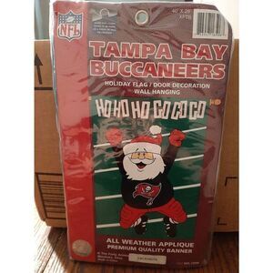 New Party Animal40"x28" Tampa Bay Buccaneers Santa Holiday Flag Wall Door Decor